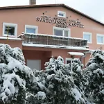 Svatojansky Kastiel Szálloda