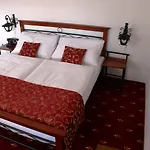 Svatojansky Kastiel Szálloda