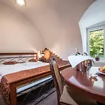 Svatojansky Kastiel Szálloda