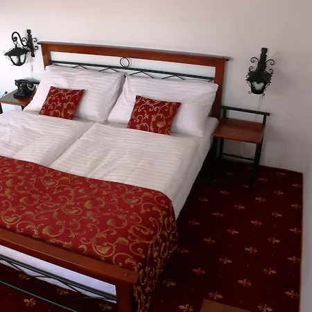 Svatojansky Kastiel Hotel