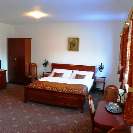 Svatojansky Kastiel Hotel Liptovský Ján