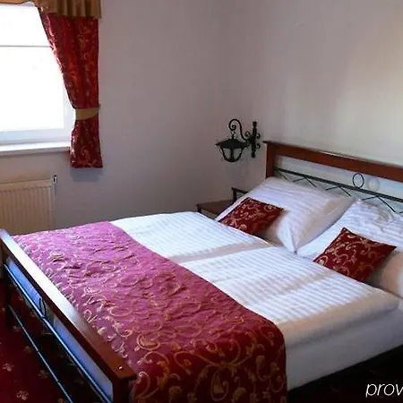 Svatojansky Kastiel Hotel 3*