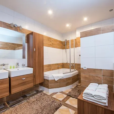 Svatojansky Kastiel Hotel Liptovský Ján