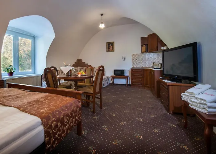 Svatojansky Kastiel 3*